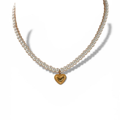 Nayith Pearl Necklace